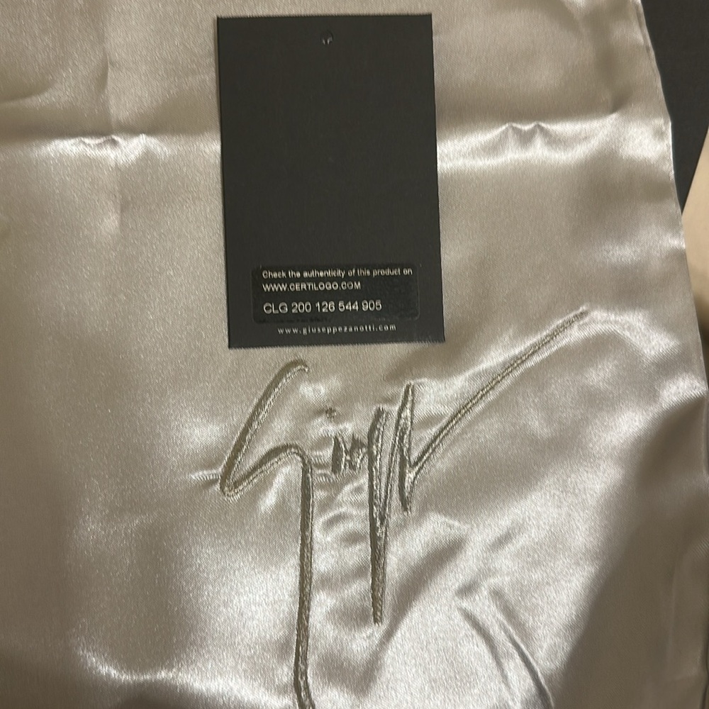 BRAND NEW!! Giuseppe Zanotti - Hilary Fur Boots US 8 | IT 38 (NIB) - Picture 8 of 10